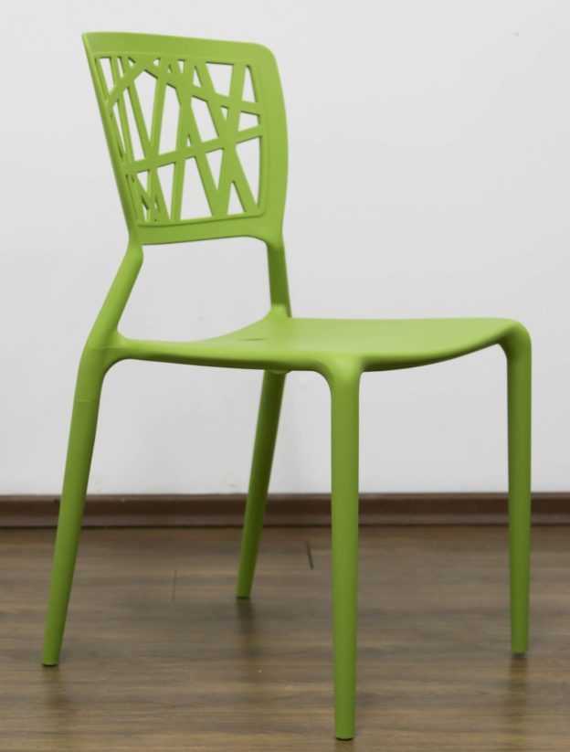כסא עצים ירוק